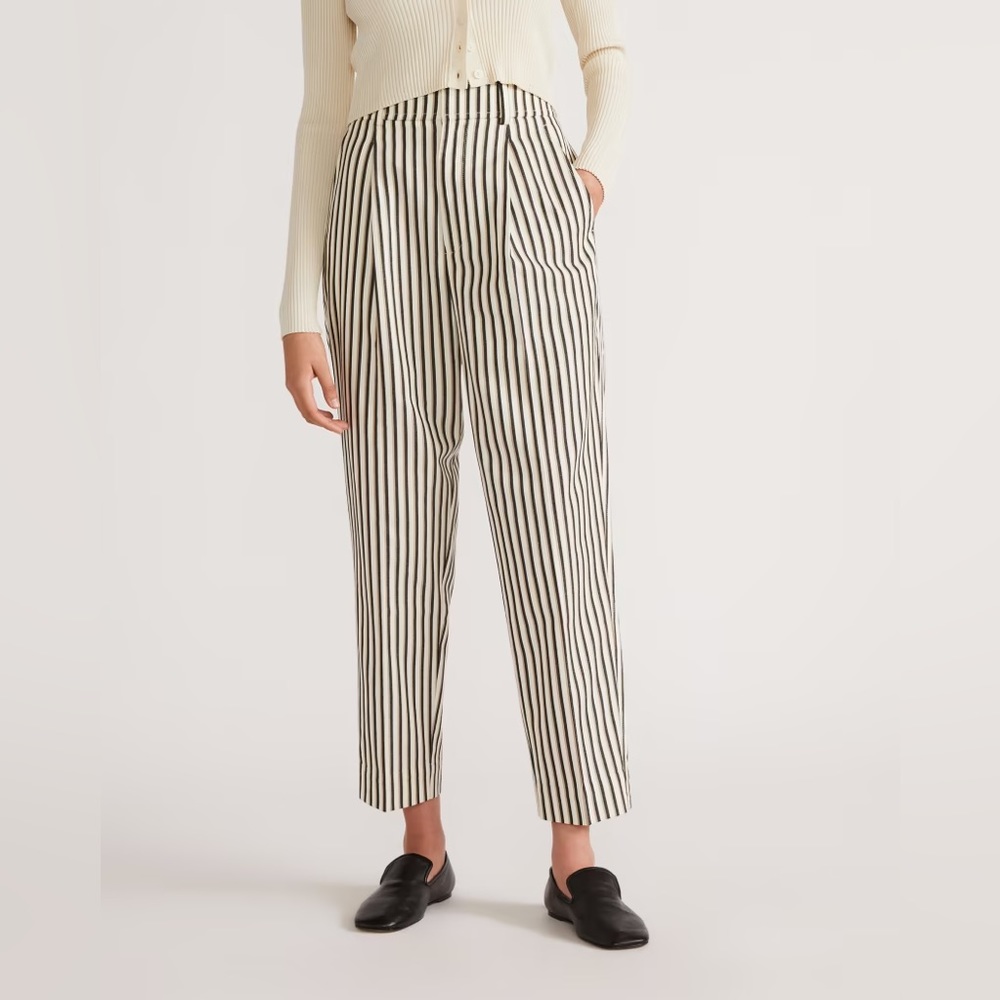 The TENCEL™ Way-High® Taper Pant